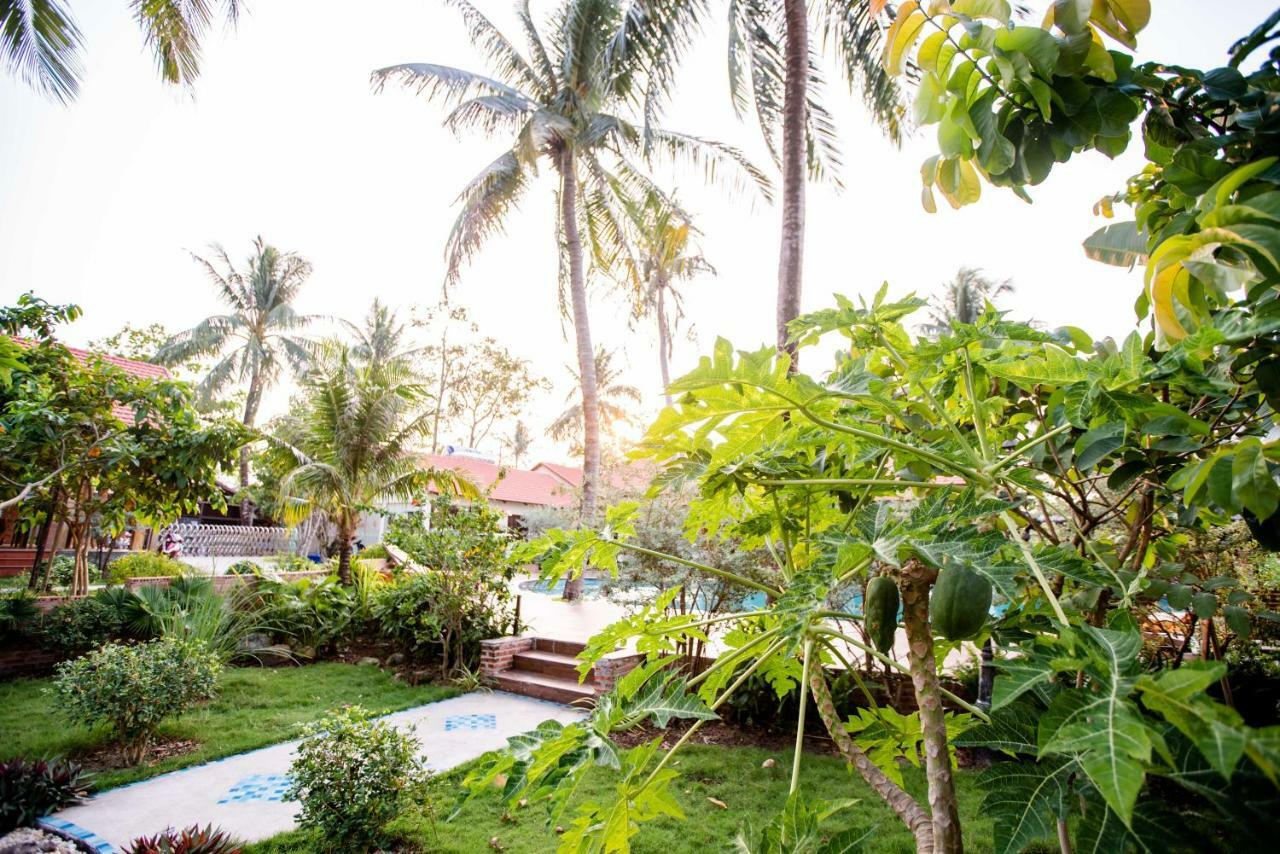 Hula Hula Beachfront Phú Quốc Exterior photo