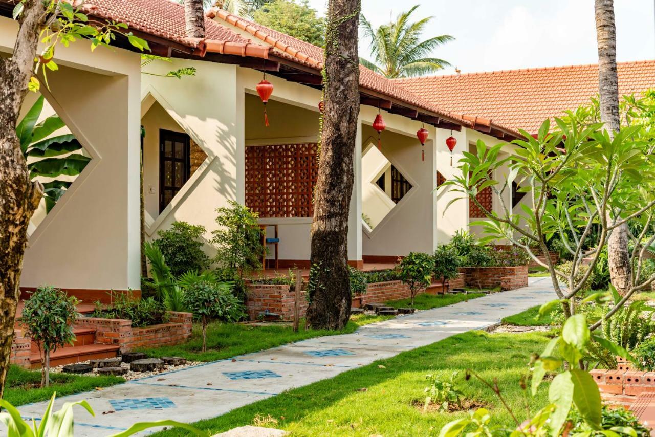Hula Hula Beachfront Phú Quốc Exterior photo
