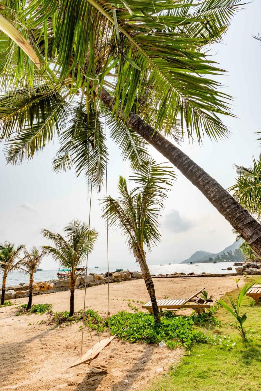 Hula Hula Beachfront Phú Quốc Exterior photo