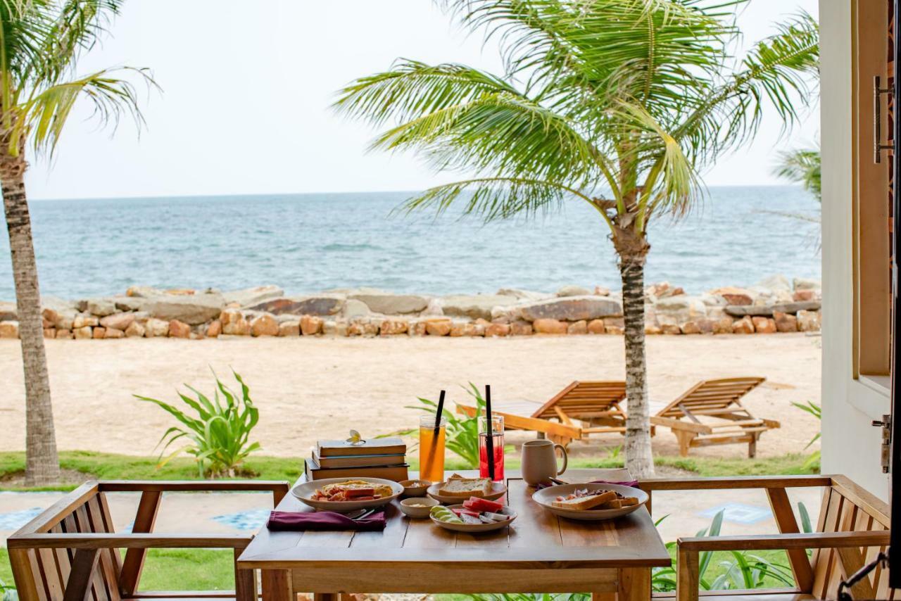 Hula Hula Beachfront Phú Quốc Exterior photo