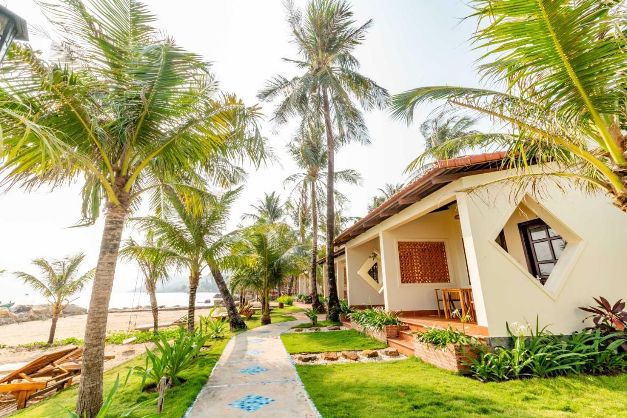 Hula Hula Beachfront Phú Quốc Exterior photo