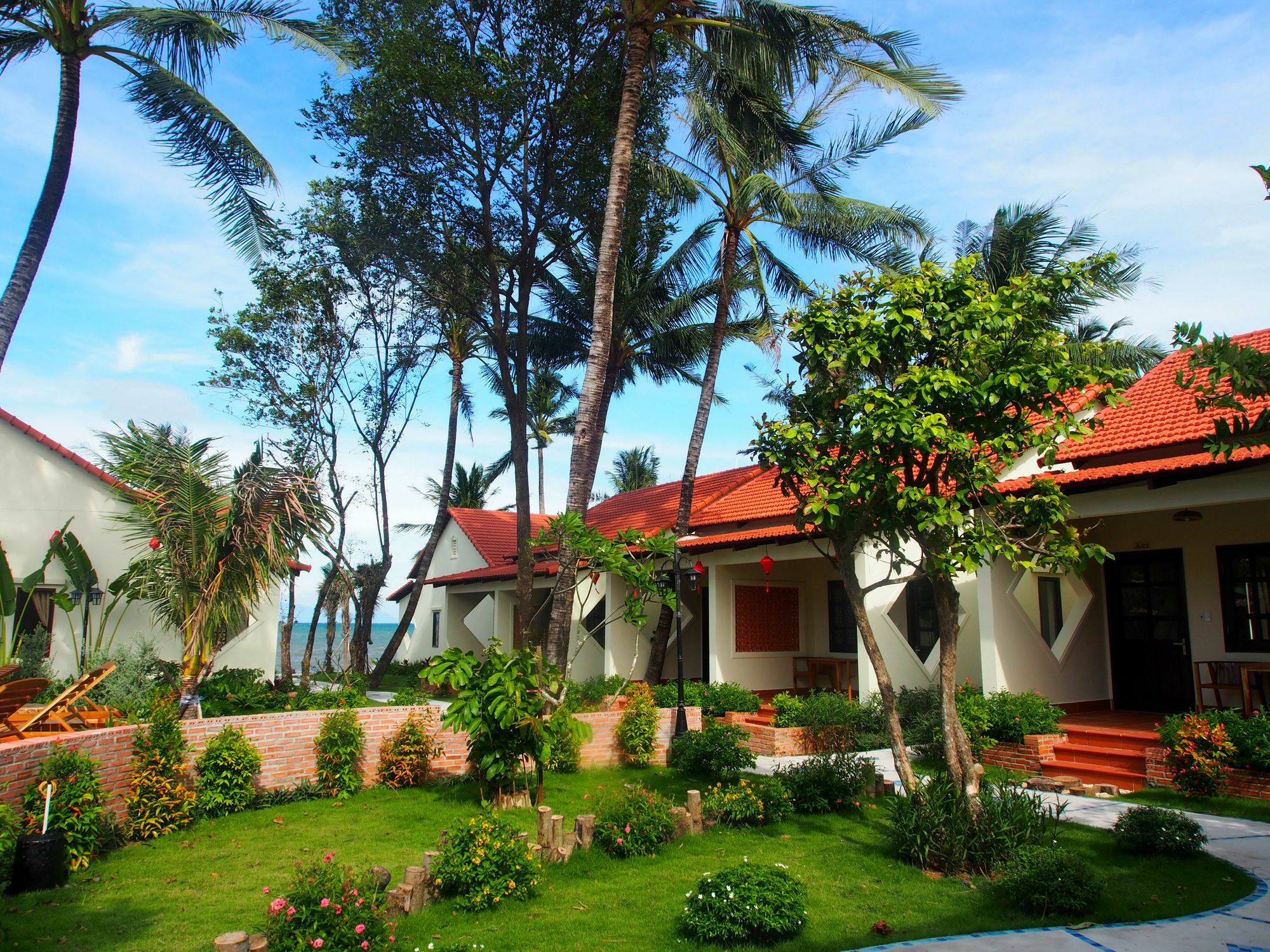 Hula Hula Beachfront Phú Quốc Exterior photo